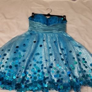 Pretty blue / turquoise party dress size 4